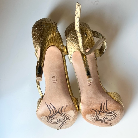 Jean-Michel Cazabat ~ Stiletto Heels ~ Skin ~ Gold ~ Well loved, still gorgeous - Picture 7 of 9